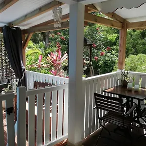 Les De Casita By Kreyol Animal Grand-Bourg (Marie Galante)